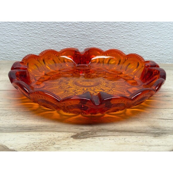 Vtg L.E. Smith Moon And Stars Amberina Red/ Orange Glass Ashtray 8.5" - Picture 3 of 10